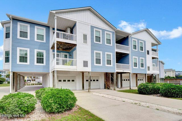1701 Bowfin Lane Unit B, Carolina Beach, NC 28428