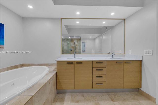 1830 S Ocean 3510, Hallandale Beach, FL 33009