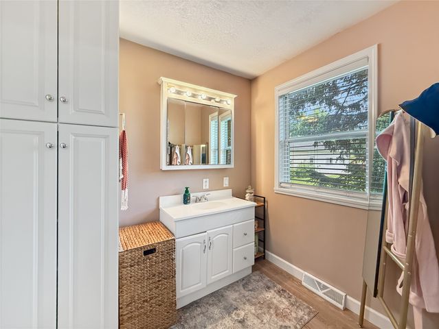 8517 MEADVILLE Road, Girard, PA 16417
