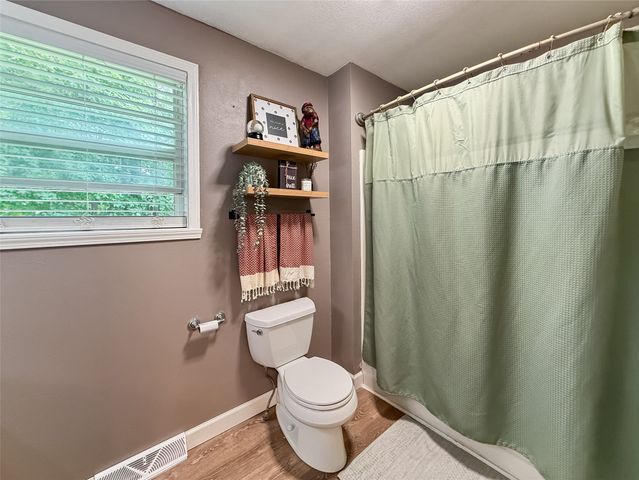 8517 MEADVILLE Road, Girard, PA 16417