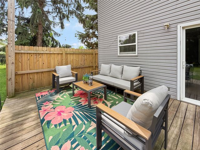 8517 MEADVILLE Road, Girard, PA 16417