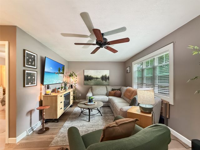 8517 MEADVILLE Road, Girard, PA 16417
