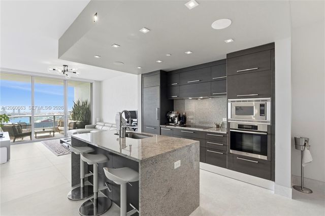 900 Biscayne Boulevard 3607, Miami, FL 33132