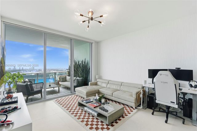 900 Biscayne Boulevard 3607, Miami, FL 33132