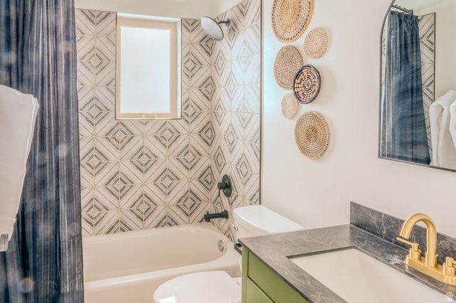 152 W BRYCE GATE CIR, Hatch, UT 84735