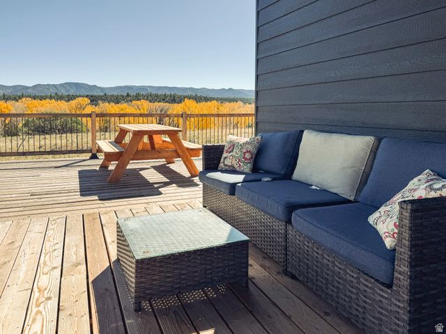 152 W BRYCE GATE CIR, Hatch, UT 84735