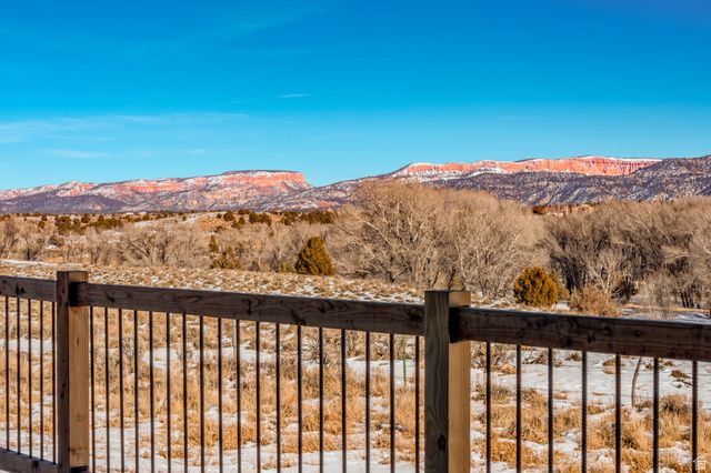 152 W BRYCE GATE CIR, Hatch, UT 84735