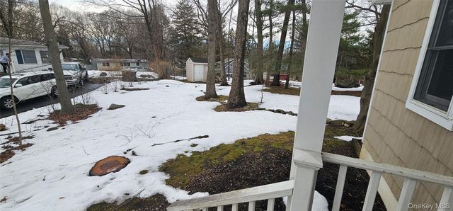 109 Vista Terrace S B, Mahopac, NY 10541