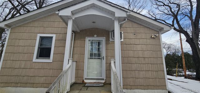 109 Vista Terrace S B, Mahopac, NY 10541