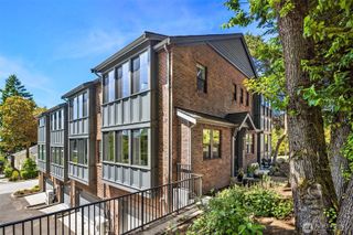 901 W McGraw Street #6, Seattle, WA 98119