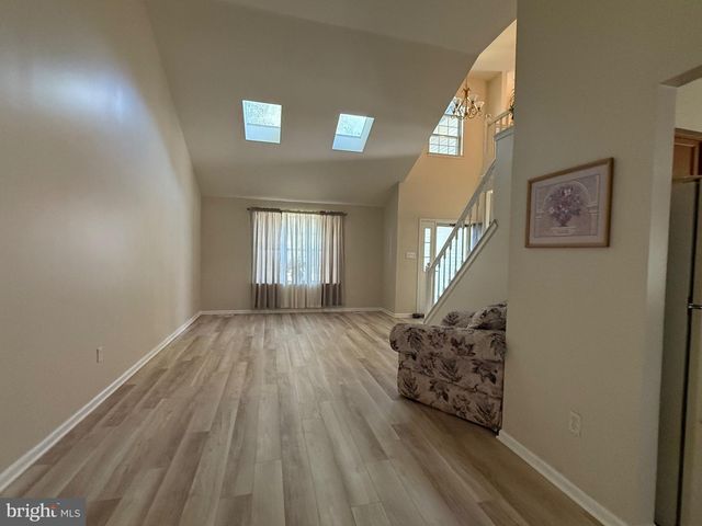 21 ASHLAND AVE, Sicklerville, NJ 08081