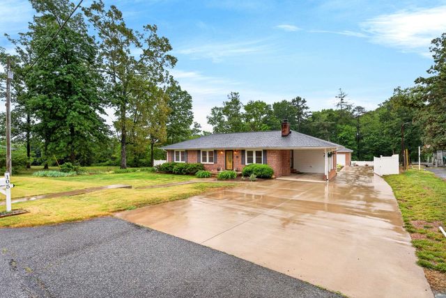 105 Skyuka Circle Road, Landrum, SC 29356
