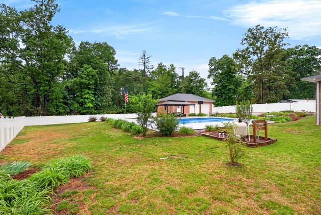 105 Skyuka Circle Road, Landrum, SC 29356