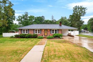105 Skyuka Circle Road, Landrum, SC 29356