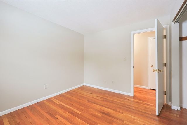 22 Greenview Drive, Holliston, MA 01746