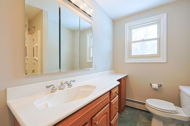 22 Greenview Drive, Holliston, MA 01746