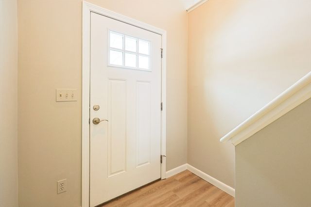 22 Greenview Drive, Holliston, MA 01746