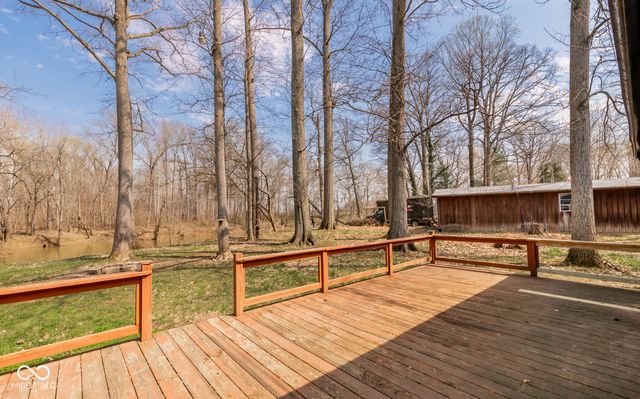 3299 W Wheeler Hollow Road, Vallonia, IN 47281