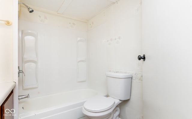 3299 W Wheeler Hollow Road, Vallonia, IN 47281