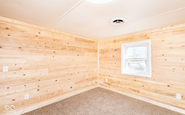 3299 W Wheeler Hollow Road, Vallonia, IN 47281