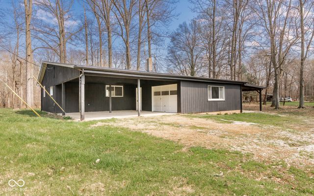 3299 W Wheeler Hollow Road, Vallonia, IN 47281