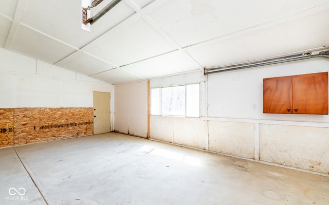 3299 W Wheeler Hollow Road, Vallonia, IN 47281