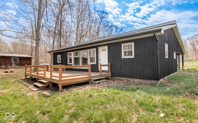 3299 W Wheeler Hollow Road, Vallonia, IN 47281