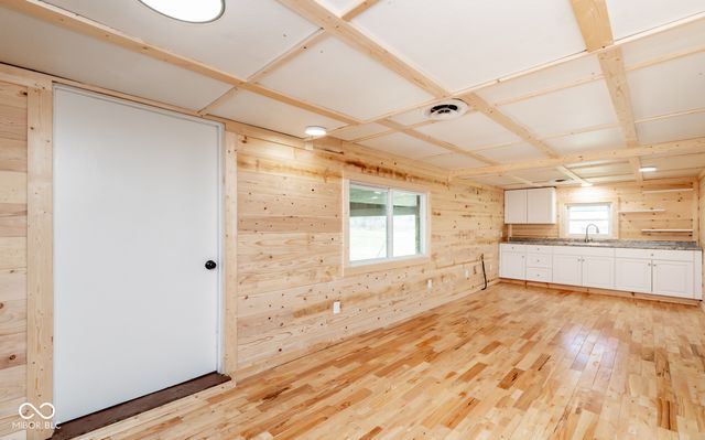 3299 W Wheeler Hollow Road, Vallonia, IN 47281