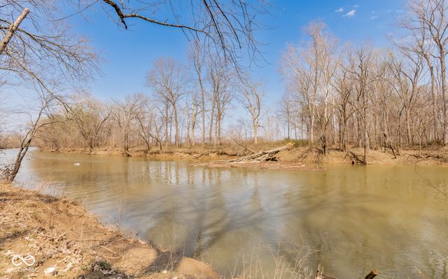 3299 W Wheeler Hollow Road, Vallonia, IN 47281