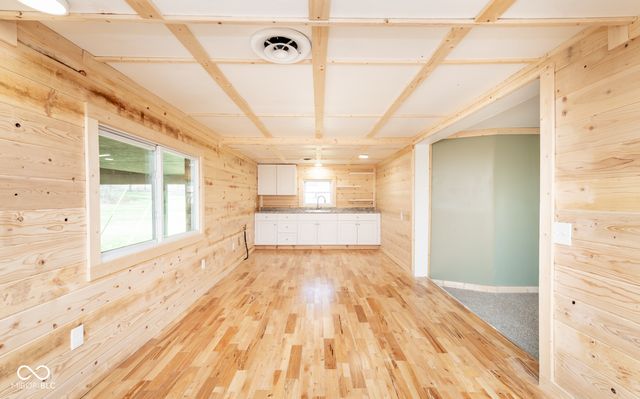 3299 W Wheeler Hollow Road, Vallonia, IN 47281