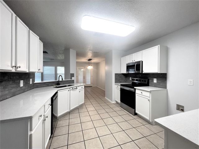 4405 Centennial Court, Fort Worth, TX 76244