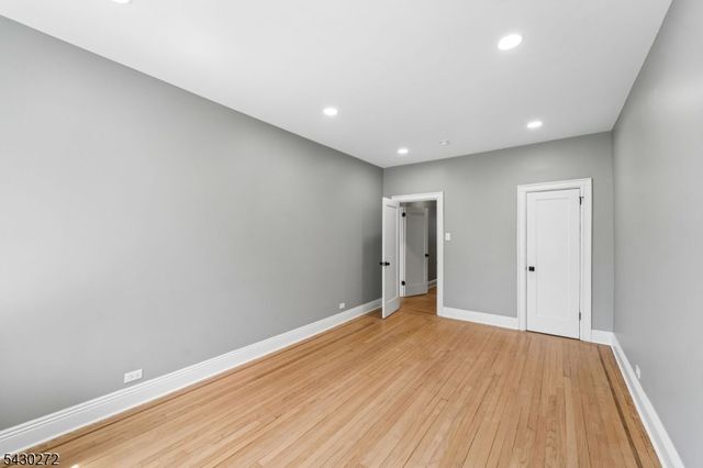 131 Kensington Ave D5, Jersey City, NJ 07304
