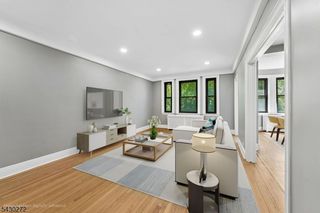131 Kensington Ave D5, Jersey City, NJ 07304
