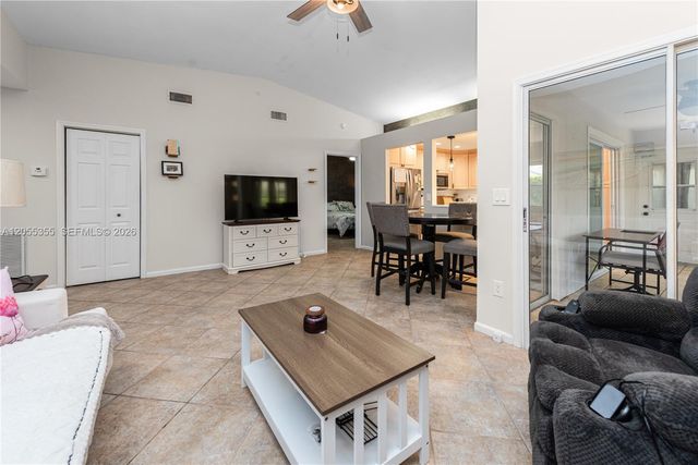 715 SE 22nd Lane, Homestead, FL 33033