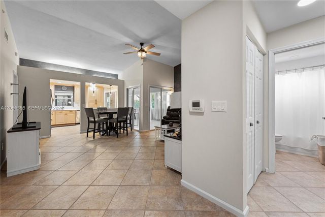 715 SE 22nd Lane, Homestead, FL 33033