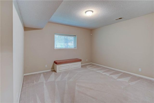 3115 NW 86th Street, Kansas City, MO 64154