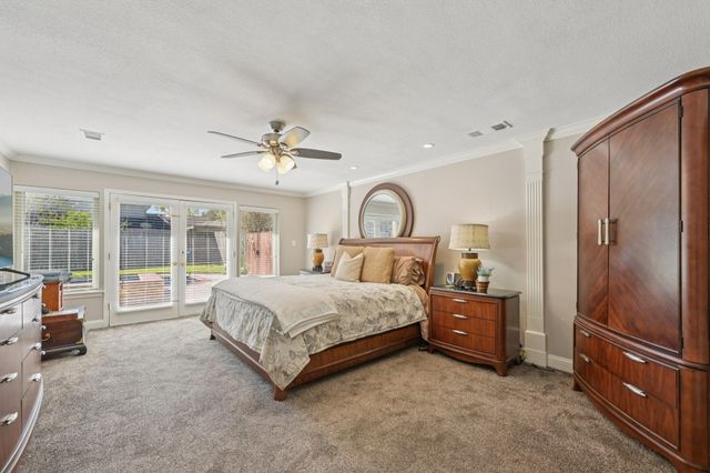 12527 Honeywood Trail, Houston, TX 77077