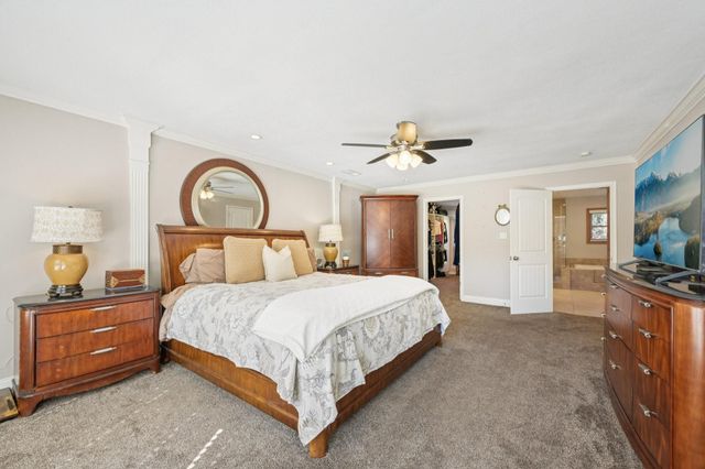 12527 Honeywood Trail, Houston, TX 77077