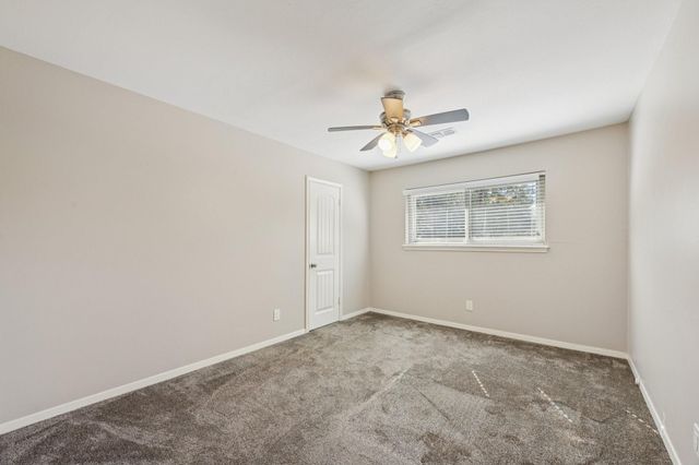 12527 Honeywood Trail, Houston, TX 77077