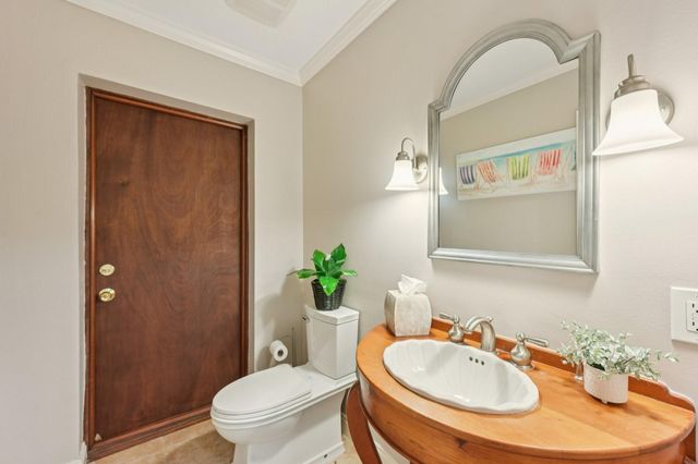 12527 Honeywood Trail, Houston, TX 77077