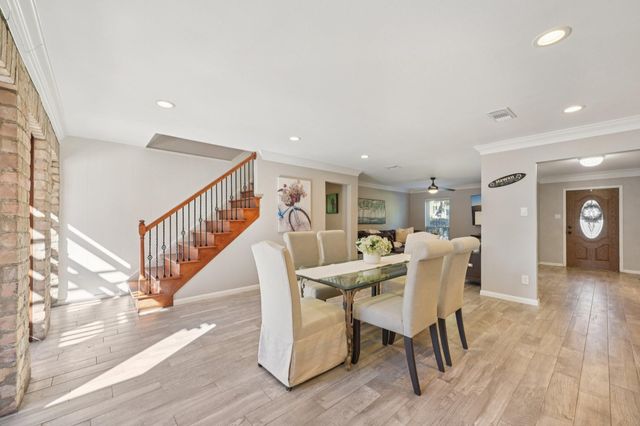 12527 Honeywood Trail, Houston, TX 77077