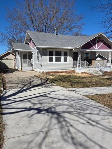 1036 Brown Avenue, Osawatomie, KS 66064