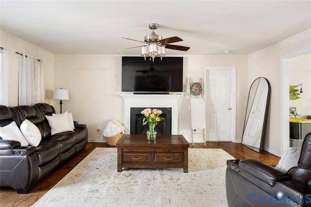 15650 River Rd, Chesterfield, VA 23838