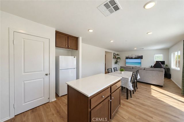 1248 Goldenbrush Way, Banning, CA 92220