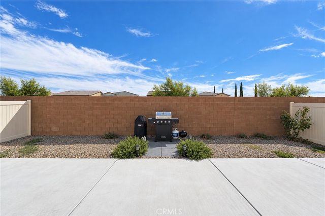 1248 Goldenbrush Way, Banning, CA 92220
