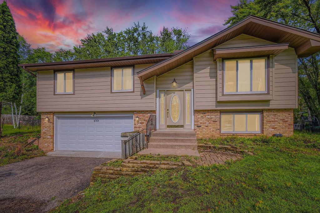 7808 Shingle Creek Drive, Brooklyn Park, MN 55443