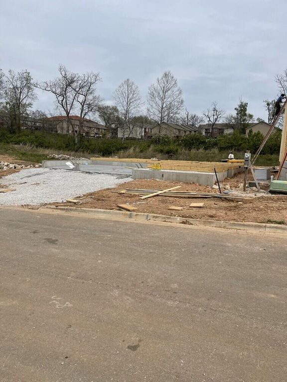 5328 S Dayton Avenue, Springfield, MO 65810