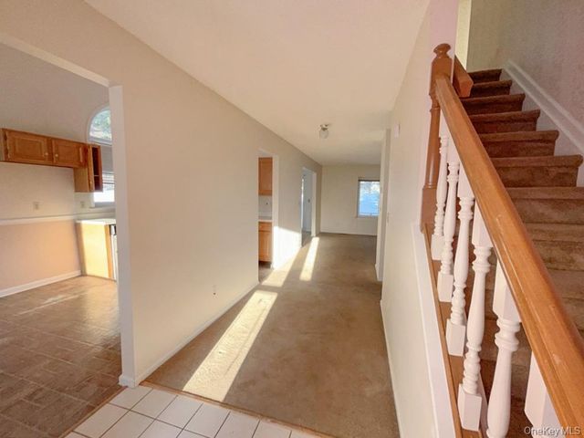 1 Cushing Green N, Pawling, NY 12564