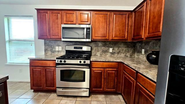 9324 Warren Drive, Mckinney, TX 75071