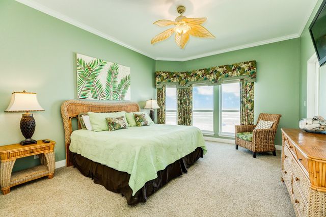 4227 Vista Boulevard, Galveston, TX 77554